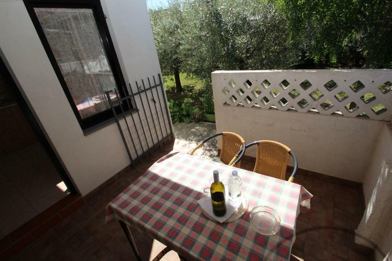 Apartment Sasa Bozac Poreč Extérieur photo